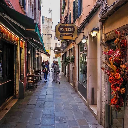 Residenza Santo Stefano Velence