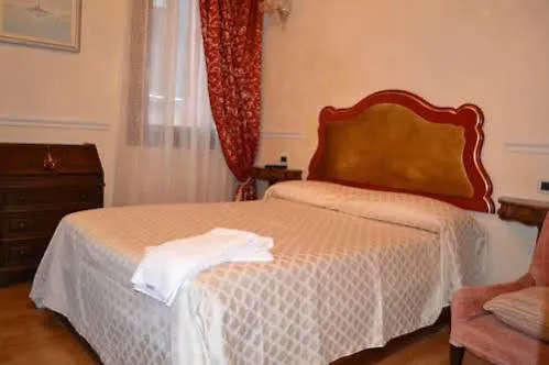 Residenza Santo Stefano Velence