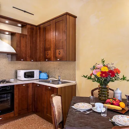 Residenza Santo Stefano بيت ضيافة