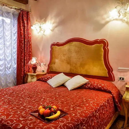 Gasthof Residenza Santo Stefano 3*