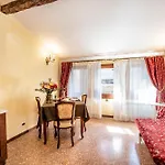 Residenza Santo Stefano Maison d'hôtes