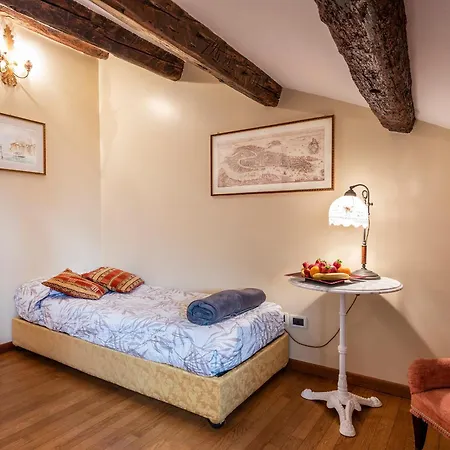 Pensjonat Residenza Santo Stefano 3*