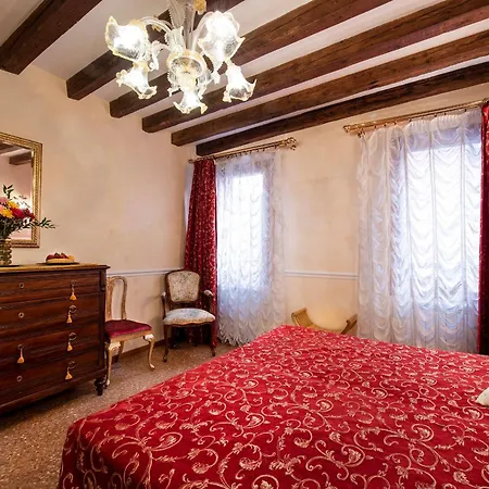 Konukevi Residenza Santo Stefano 3*